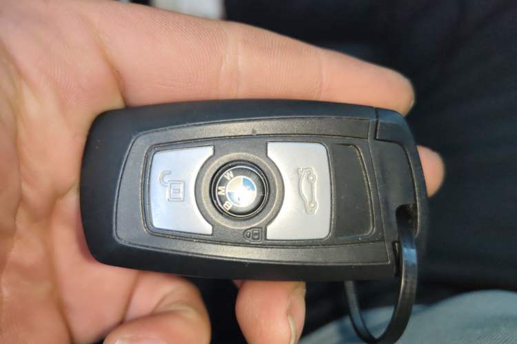 Used BMW X3 2016 sDrive20i Vehicle Key