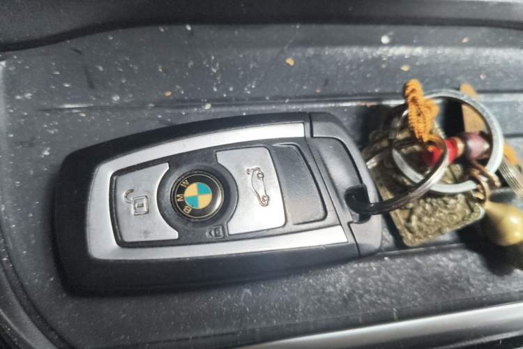 Used BMW X3 2016 sDrive20i Vehicle Key