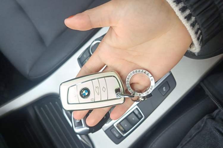 Used BMW X3 2016 sDrive20i Vehicle Key