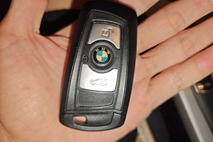Used BMW X3 2016 sDrive20i Vehicle Key