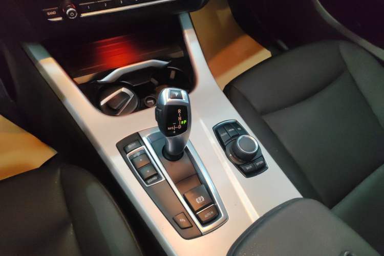 Used BMW X3 2016 sDrive20i Gear Lever