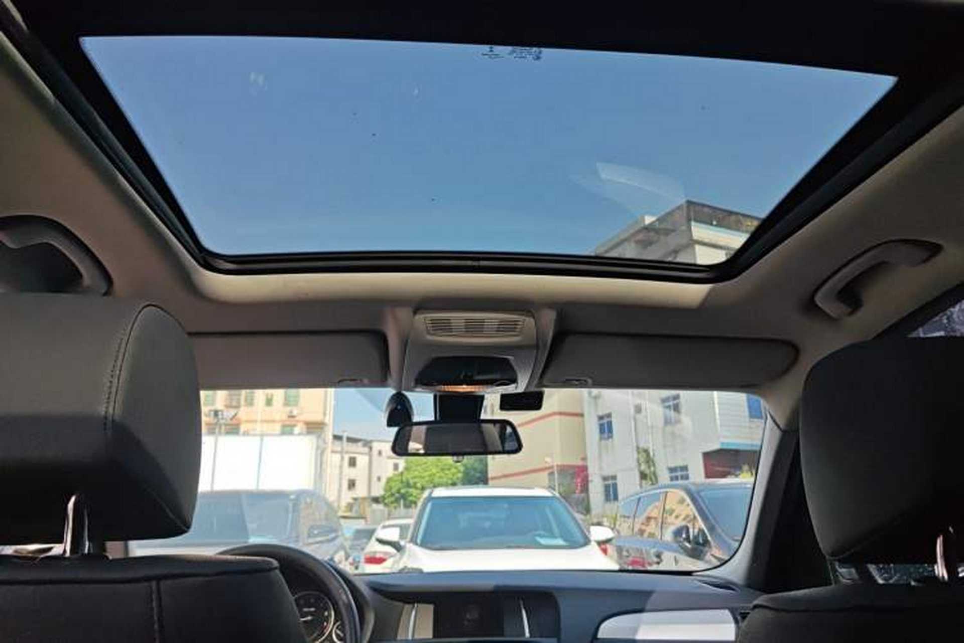 Used BMW X3 2016 sDrive20i Headliner