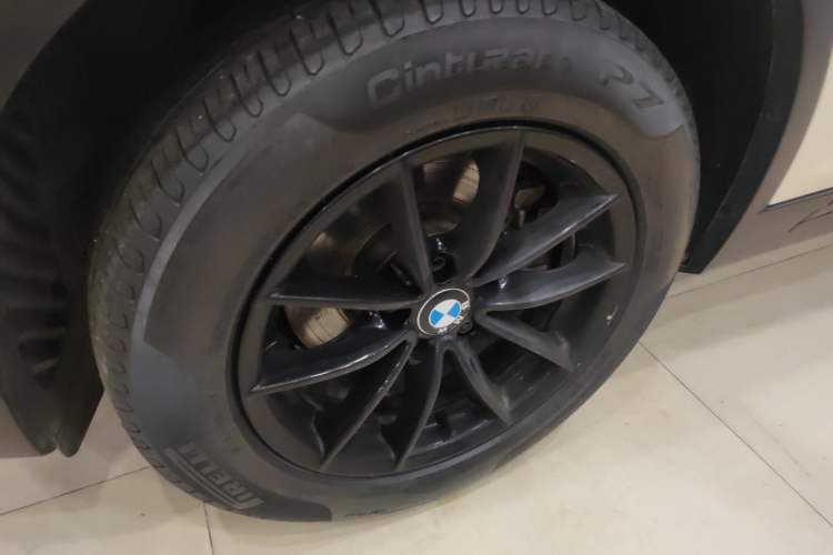 Used BMW X3 2016 sDrive20i Left Front Wheel Hub