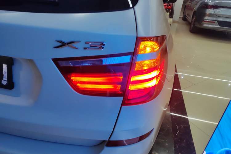 Used BMW X3 2016 sDrive20i Right Rear Taillight
