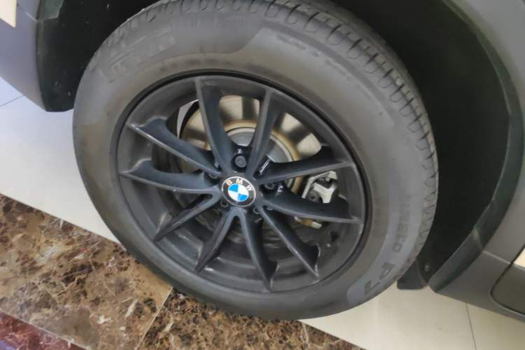 Used BMW X3 2016 sDrive20i Right Rear Wheel Hub