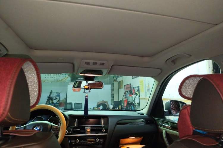 Used BMW X3  Headliner