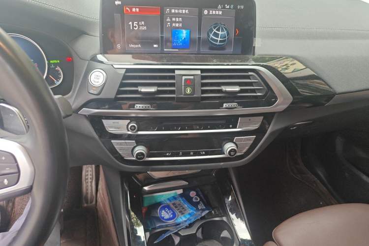 Used BMW X3 2018 xDrive28i M Sport Package China VI Audio And AC Panel