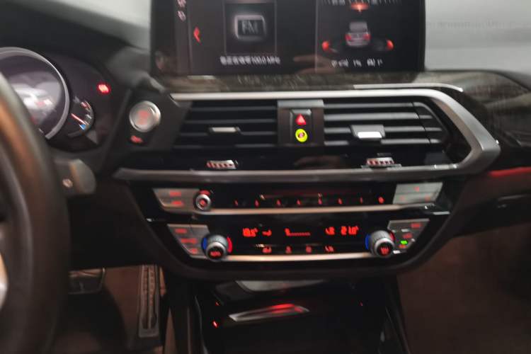 Used BMW X3 2018 xDrive30i Luxury Edition M Sport Package China VI Audio And AC Panel