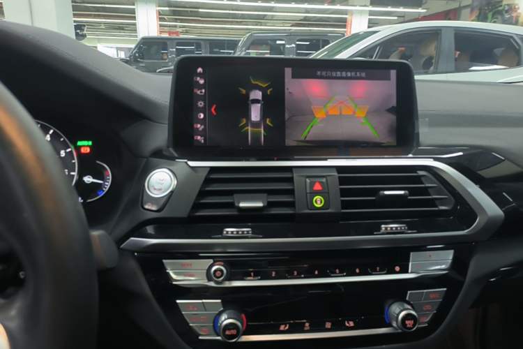 Used BMW X3 2018 xDrive25i M Sport Package China VI Audio And AC Panel