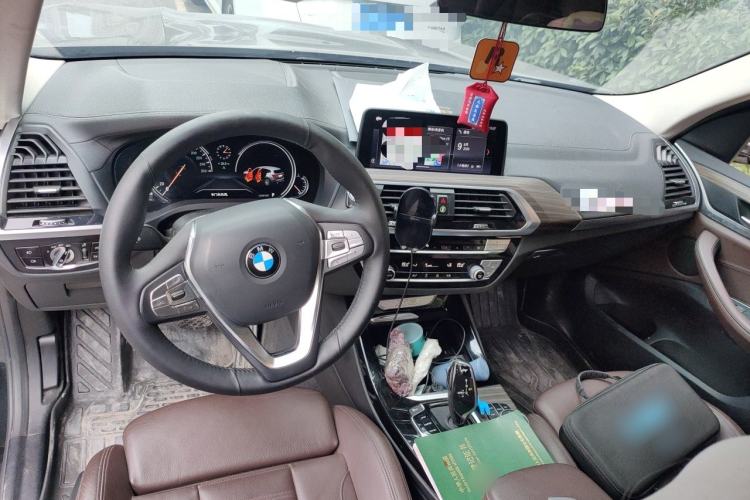 Used BMW X3 2018 xDrive28i Luxury Package China VI Emission Standard Center Console