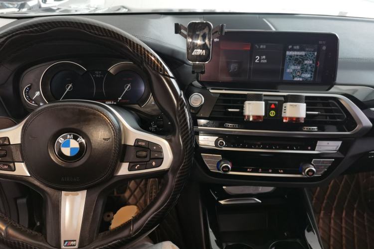 Used BMW X3 2018 xDrive25i M Sport Package China V Center Console