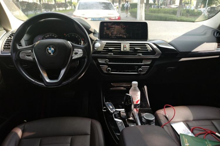 Used BMW X3 2018 xDrive25i Luxury Package China V Center Console