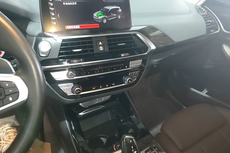 Used BMW X3 2018 xDrive30i Luxury Edition M Sport Package China VI Center Console