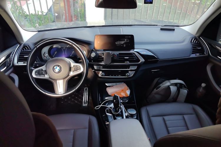Used BMW X3 2018 xDrive25i M Sport Package China V Center Console