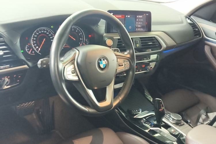 Used BMW X3 2018 xDrive28i Luxury Package China VI Emission Standard Center Console