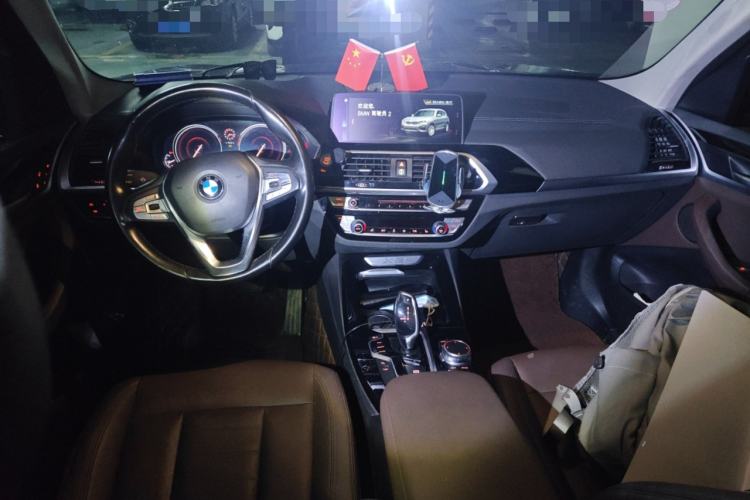 Used BMW X3 2018 xDrive25i Luxury Package China V Center Console