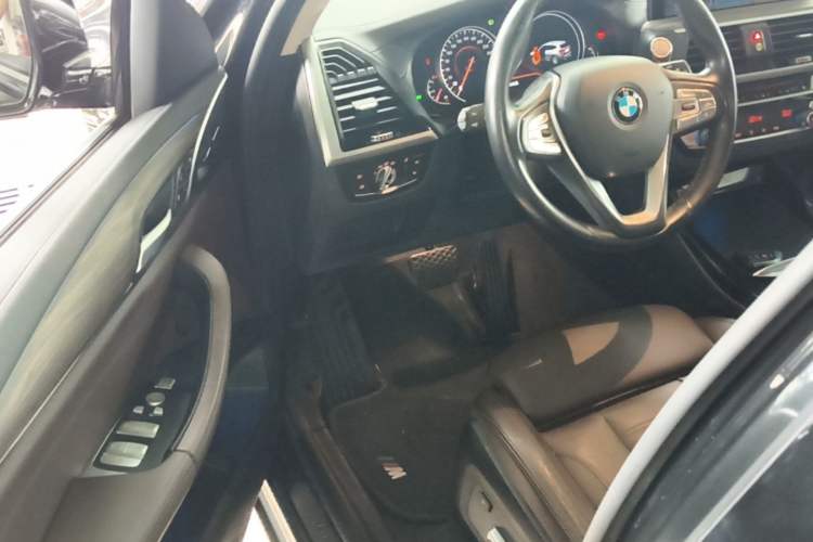 Used BMW X3 2018 xDrive28i Luxury Package China VI Emission Standard Driver Seat