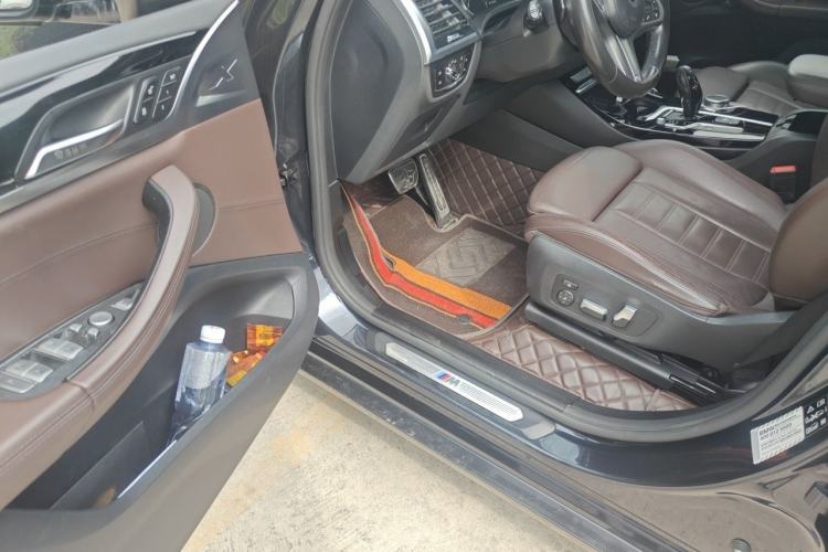 Used BMW X3 2018 xDrive28i M Sport Package China V Emission Standard Driver Seat
