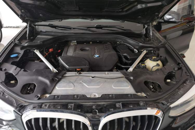Used BMW X3 2018 xDrive25i M Sport Package China V Engine Bay