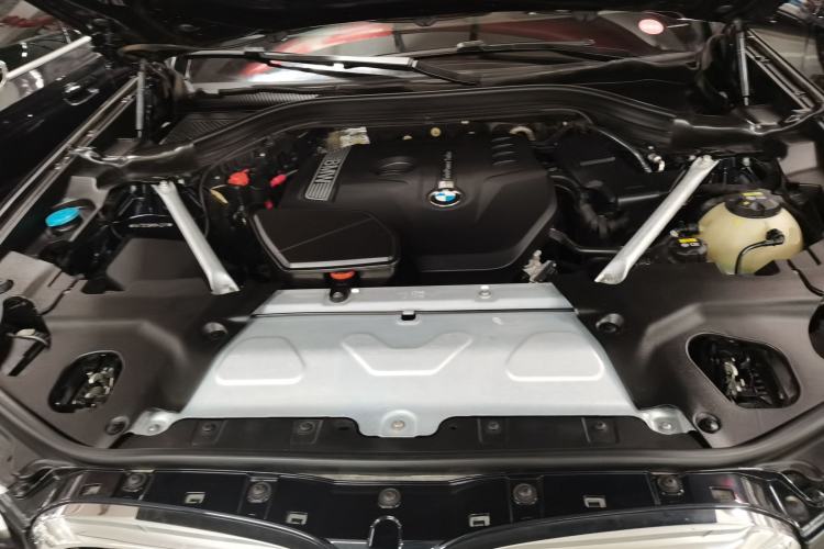 Used BMW X3 2018 xDrive30i Luxury Edition M Sport Package China VI Engine Bay