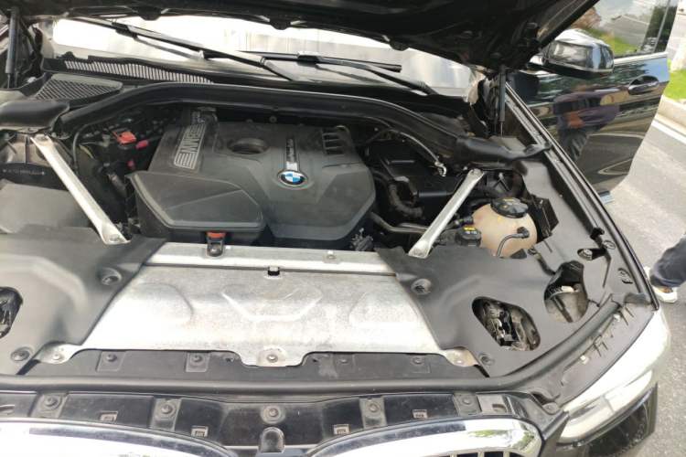 Used BMW X3 2018 xDrive25i Luxury Package China V Engine Bay Left