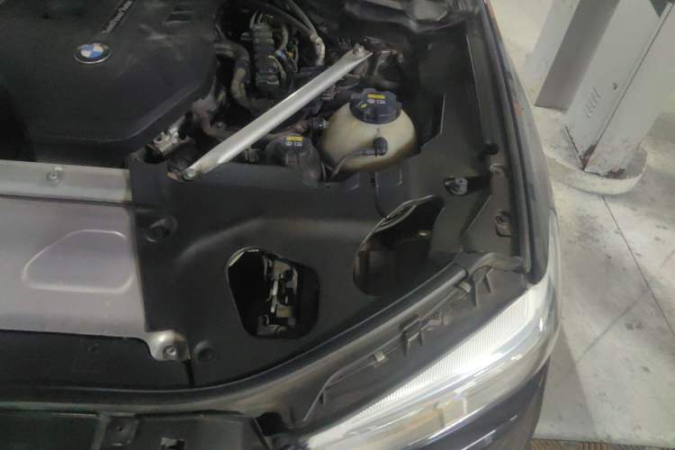 Used BMW X3 2018 xDrive25i M Sport Package China VI Engine Bay Left