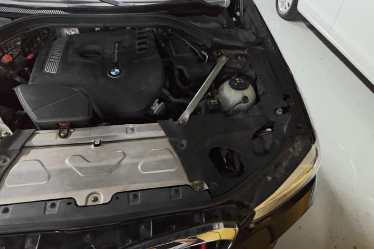 Used BMW X3 2018 xDrive28i M Sport Package China VI Engine Bay Left