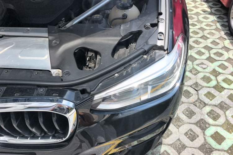 Used BMW X3 2018 xDrive28i M Sport Package China VI Engine Bay Left