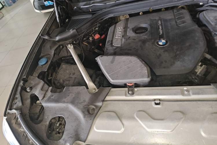 Used BMW X3 2018 xDrive30i Luxury Model M Sport Package China V Engine Bay Right