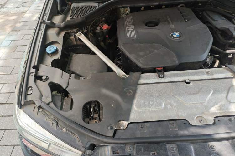 Used BMW X3 2018 xDrive25i M Sport Package China VI Engine Bay Right