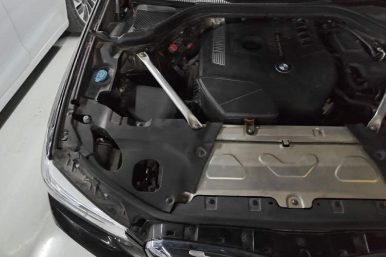 Used BMW X3 2018 xDrive28i M Sport Package China VI Engine Bay Right