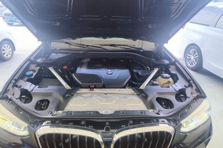 Used BMW X3 2018 xDrive30i Luxury Edition M Sport Package China VI Engine Bay