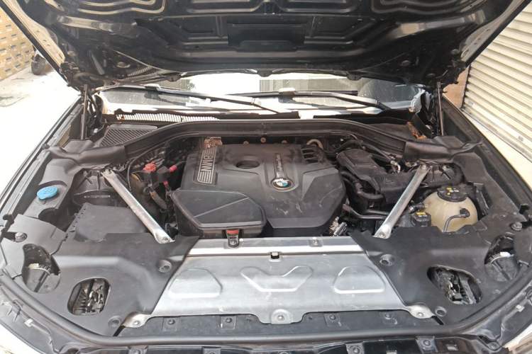 Used BMW X3 2018 xDrive28i M Sport Package China VI Engine Bay