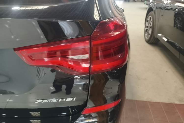 Used BMW X3 2018 xDrive25i M Sport Package China VI Exterior 3