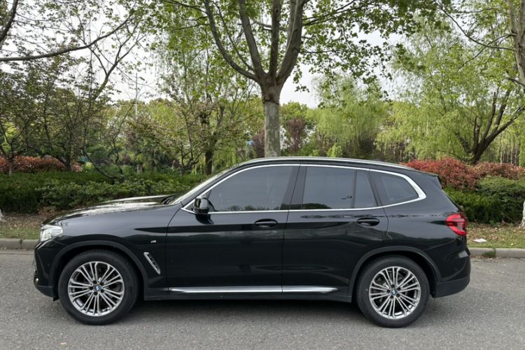 Used BMW X3 2018 xDrive28i Luxury Package China VI Emission Standard Exterior 4
