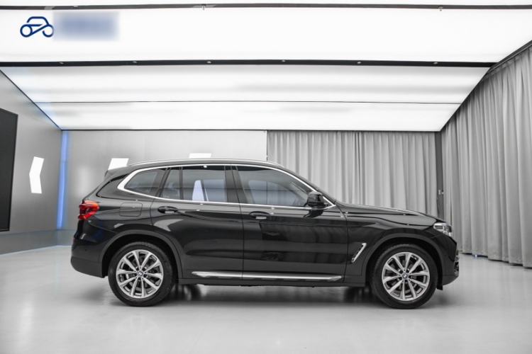 Used BMW X3 2018 xDrive25i Luxury Package China VI Emission Standard Exterior 4