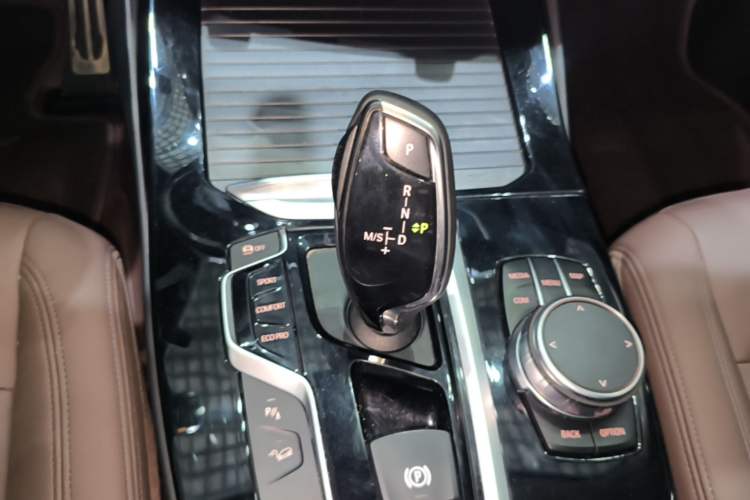 Used BMW X3 2018 xDrive25i M Sport Package China V Gear Lever