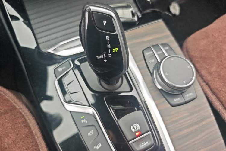 Used BMW X3 2018 xDrive28i Luxury Package China VI Emission Standard Gear Lever