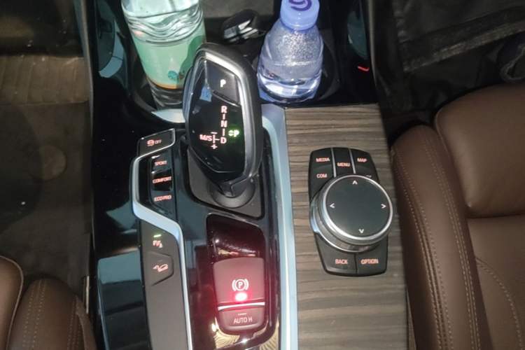 Used BMW X3 2018 xDrive28i Luxury Package China VI Emission Standard Gear Lever