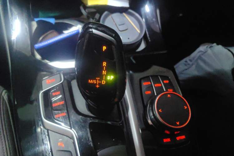 Used BMW X3 2018 xDrive25i M Sport Package China VI Gear Lever