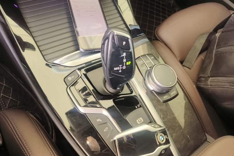 Used BMW X3 2018 xDrive30i Luxury Edition M Sport Package China VI Gear Lever