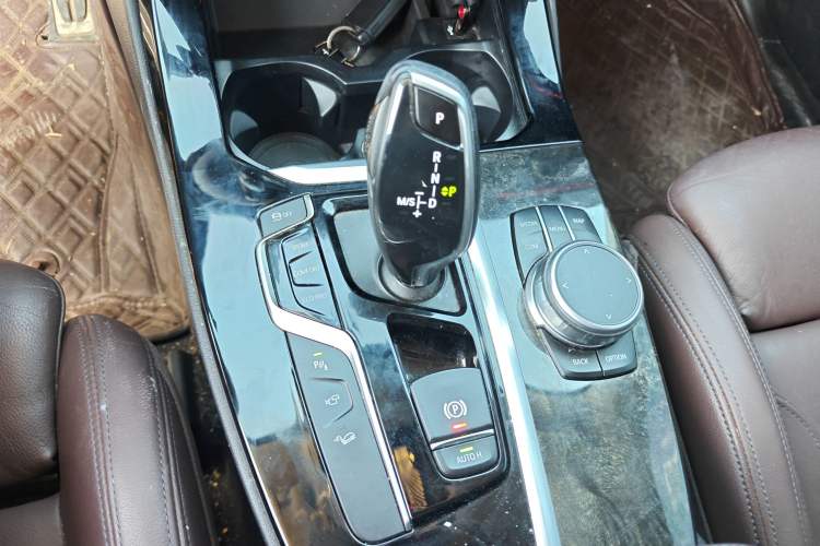 Used BMW X3 2018 xDrive30i Luxury Edition M Sport Package China VI Gear Lever