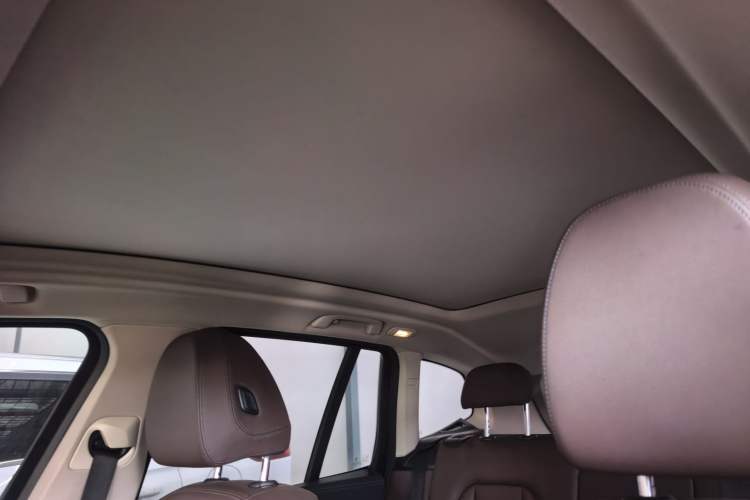 Used BMW X3 2018 xDrive25i Luxury Package China VI Emission Standard Headliner