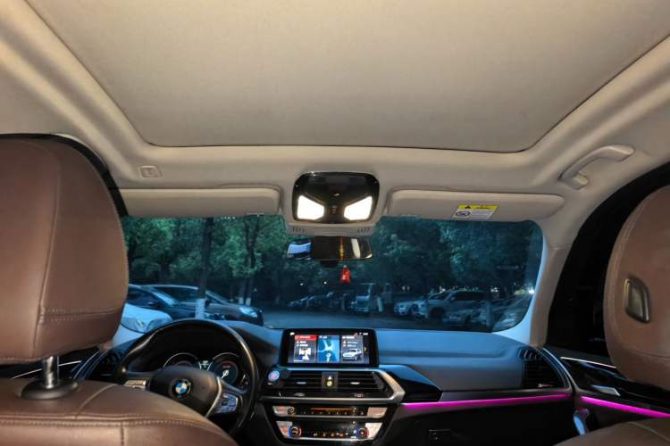 Used BMW X3 2018 xDrive25i Luxury Package China VI Emission Standard Headliner