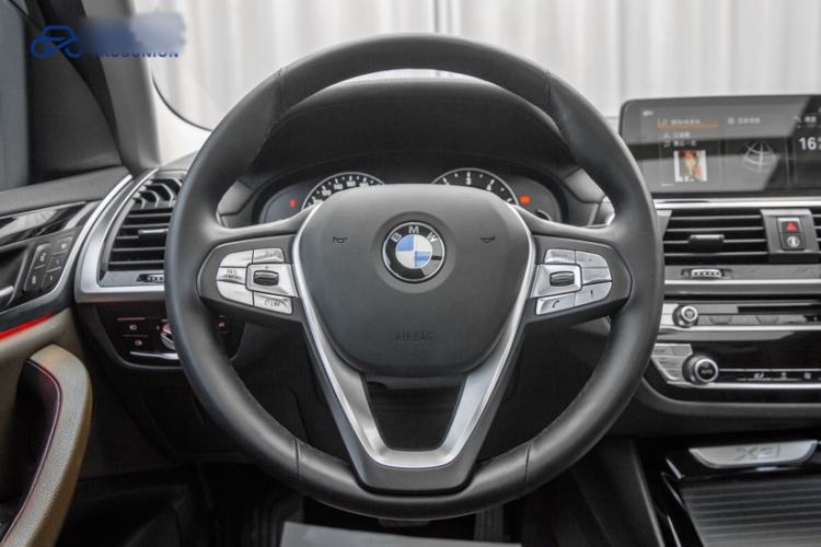 Used BMW X3 2018 xDrive25i Luxury Package China VI Emission Standard Interior 3