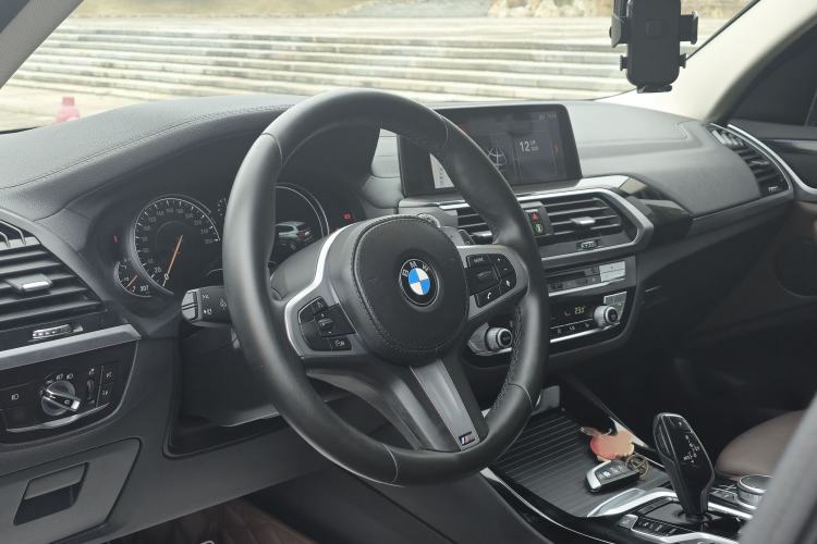 Used BMW X3 2018 xDrive28i M Sport Package China VI Interior 5