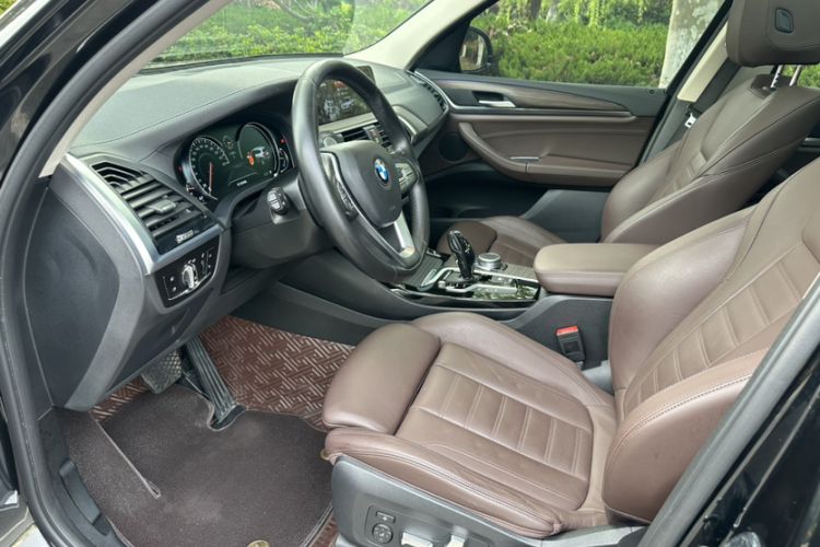 Used BMW X3 2018 xDrive28i Luxury Package China VI Emission Standard Interior 9