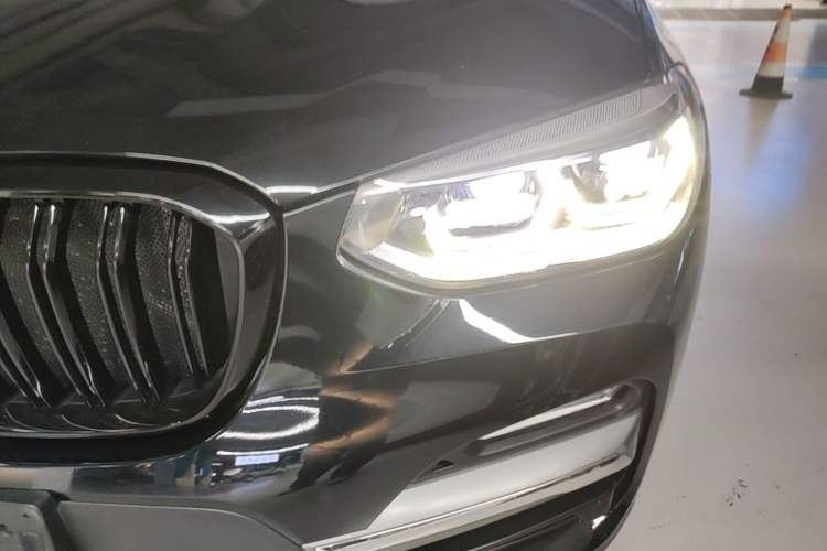 Used BMW X3 2018 xDrive28i Luxury Package China VI Emission Standard Left Front Headlight