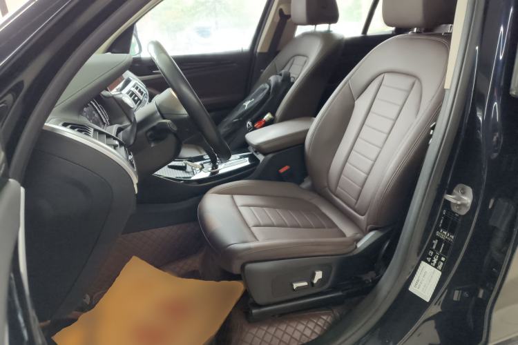 Used BMW X3 2018 xDrive25i M Sport Package China VI Left Front Seat