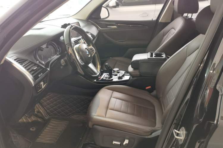Used BMW X3 2018 xDrive25i M Sport Package China V Left Front Seat